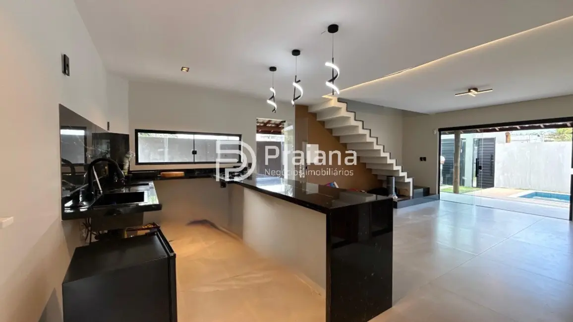 Foto 5 de Casa de Condomínio com 4 quartos à venda, 145m2 em Camacari - BA