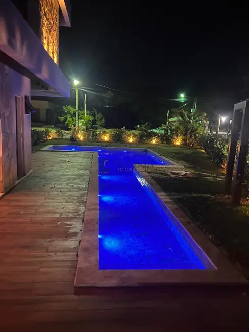 Foto 2 de Casa de Condomínio com 5 quartos à venda, 200m2 em Camacari - BA