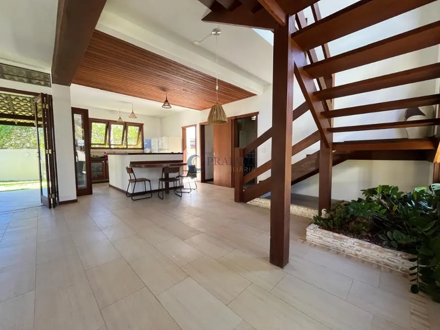 Foto 6 de Casa de Condomínio com 5 quartos à venda e para alugar, 400m2 em Camacari - BA