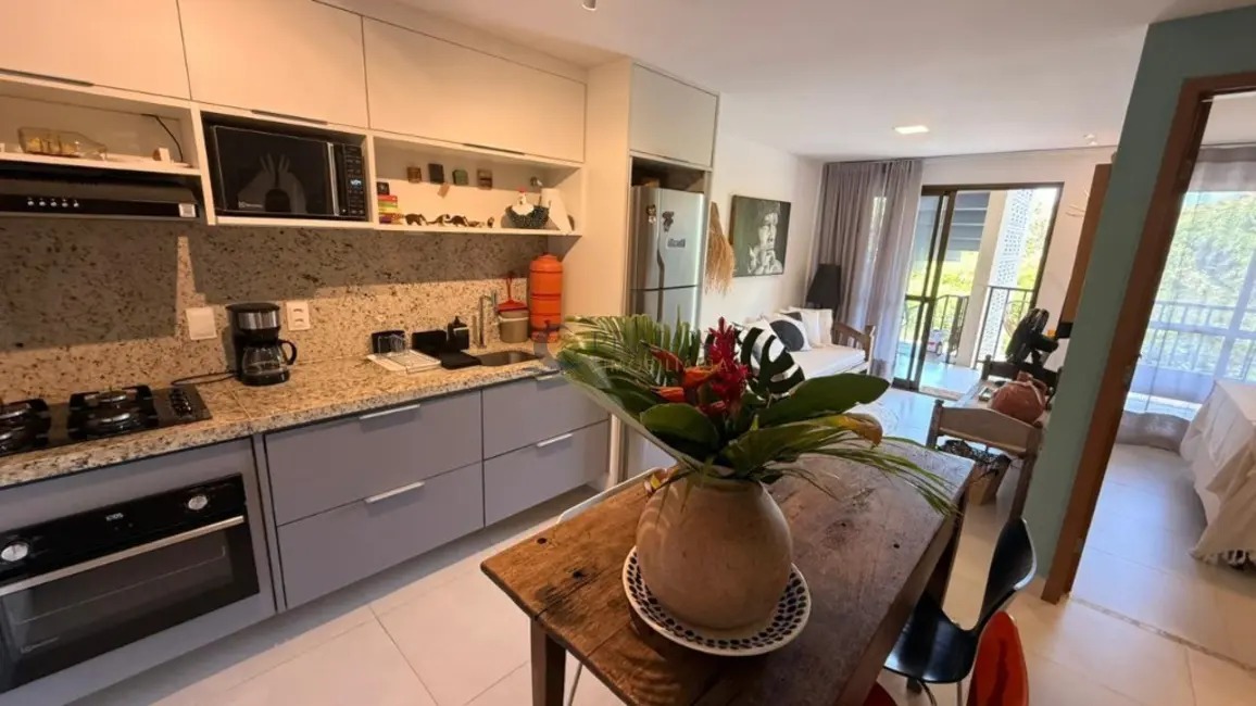 Foto 1 de Apartamento com 3 quartos à venda, 66m2 em Camacari - BA