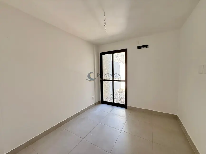 Foto 2 de Apartamento com 3 quartos à venda, 66m2 em Camacari - BA