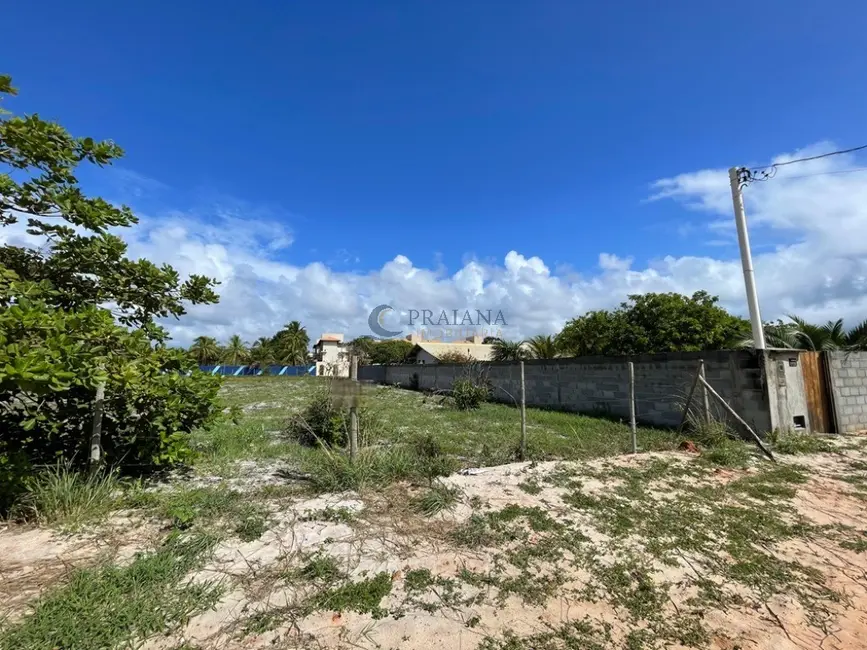 Foto 1 de Terreno / Lote à venda, 1800m2 em Camacari - BA