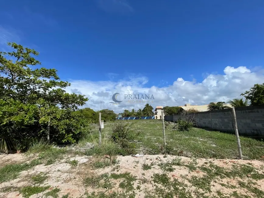 Foto 2 de Terreno / Lote à venda, 1800m2 em Camacari - BA