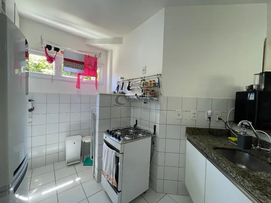 Foto 8 de Apartamento com 3 quartos à venda, 80m2 em Camacari - BA