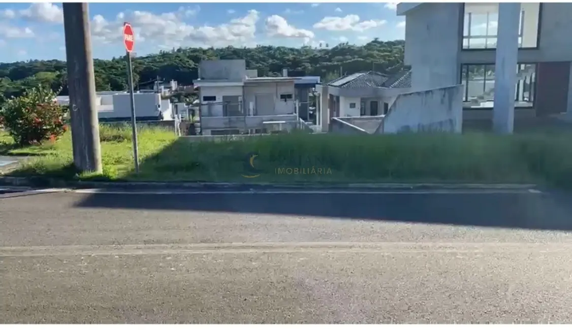 Foto 1 de Terreno / Lote à venda, 543m2 em Camacari - BA
