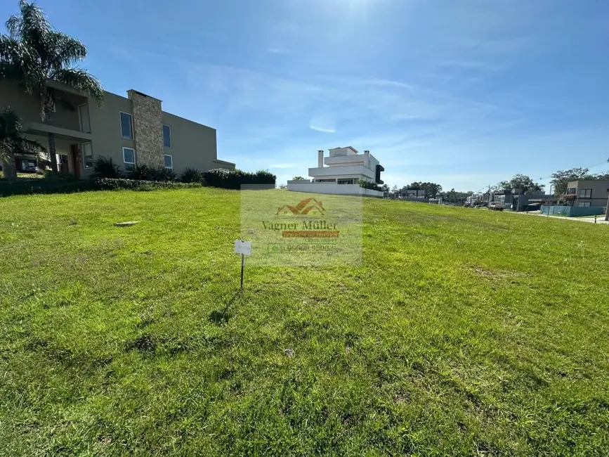 Foto 2 de Terreno / Lote à venda, 360m2 em Nova Santa Rita - RS