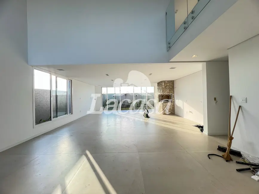 Foto 6 de Sobrado com 3 quartos à venda, 341m2 em Morro Alto, Guarapuava - PR