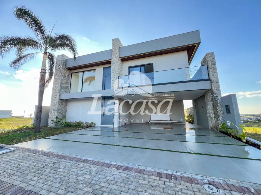 Foto 3 de Sobrado com 3 quartos à venda, 341m2 em Morro Alto, Guarapuava - PR