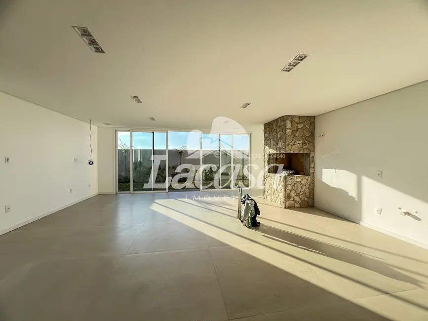 Foto 7 de Sobrado com 3 quartos à venda, 341m2 em Morro Alto, Guarapuava - PR