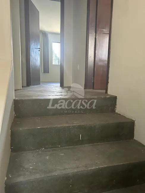 Foto 5 de Sobrado com 2 quartos à venda, 143m2 em Centro, Guarapuava - PR