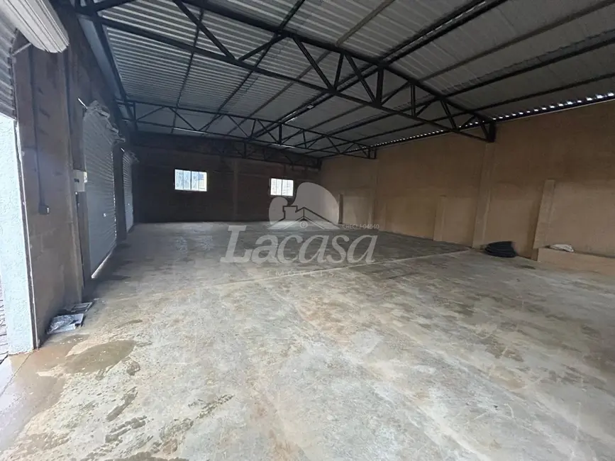 Foto 5 de Armazém / Galpão para alugar, 150m2 em Morro Alto, Guarapuava - PR