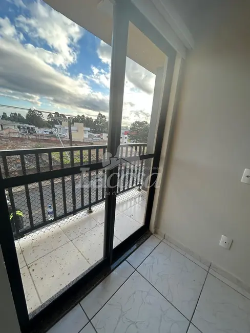 Foto 9 de Apartamento com 3 quartos à venda, 60m2 em Boqueirão, Guarapuava - PR