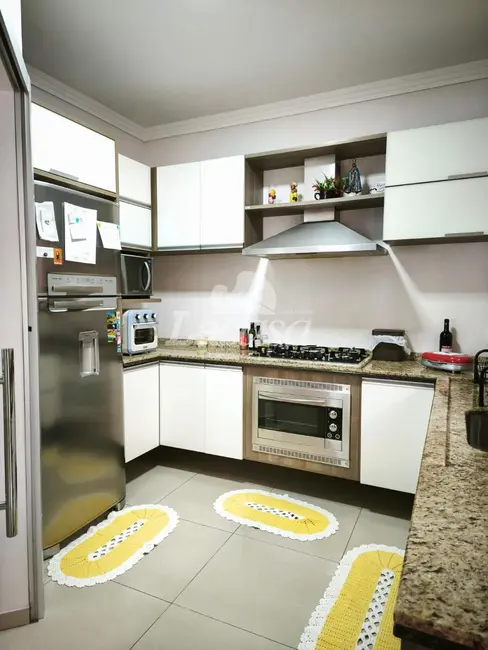 Foto 6 de Casa com 2 quartos à venda, 130m2 em Batel, Guarapuava - PR