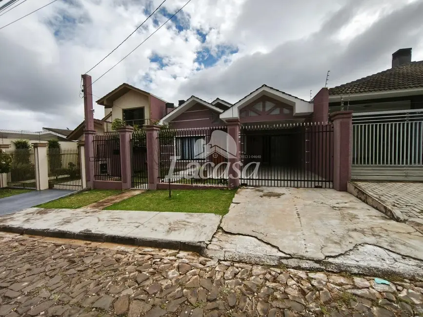 Foto 2 de Casa com 2 quartos à venda, 130m2 em Batel, Guarapuava - PR