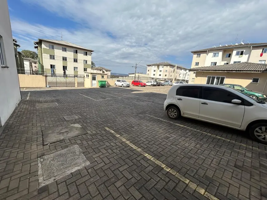 Foto 6 de Apartamento com 2 quartos à venda, 48m2 em Guarapuava - PR