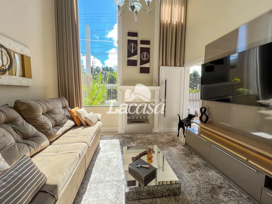 Foto 6 de Sobrado com 3 quartos à venda, 177m2 em Santana, Guarapuava - PR