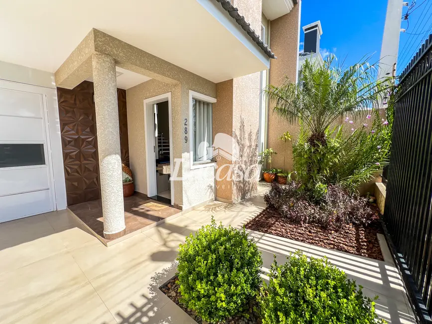 Foto 4 de Sobrado com 3 quartos à venda, 177m2 em Santana, Guarapuava - PR