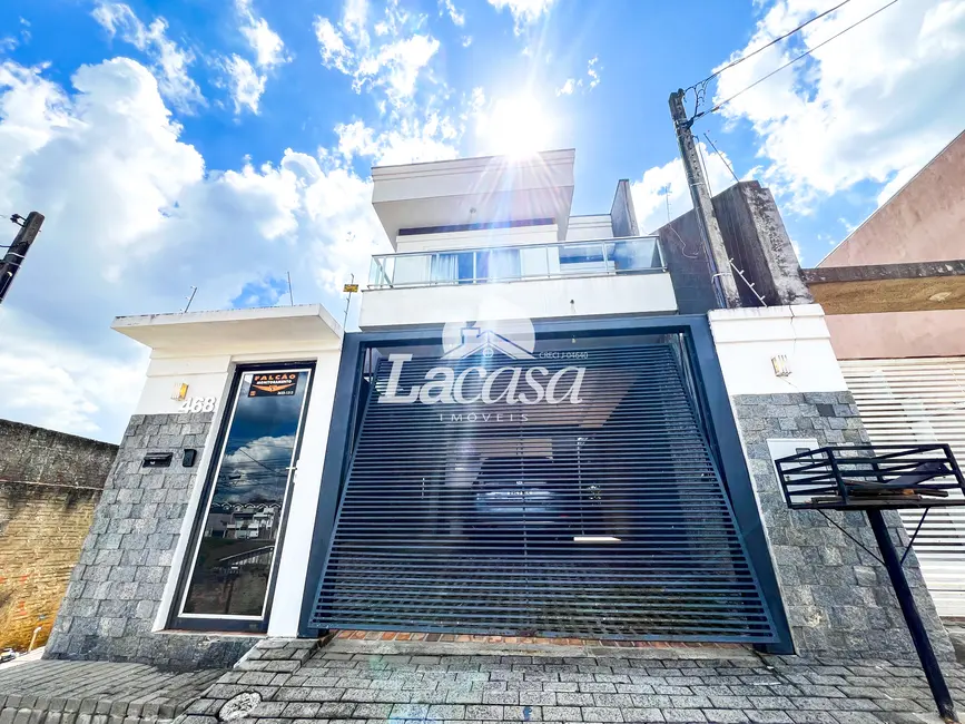 Foto 2 de Sobrado com 2 quartos à venda, 170m2 em Alto da XV, Guarapuava - PR