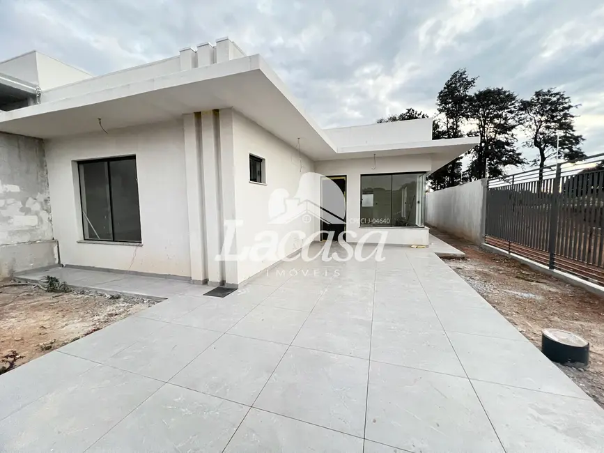 Foto 1 de Casa com 3 quartos à venda, 87m2 em Vila Bela, Guarapuava - PR