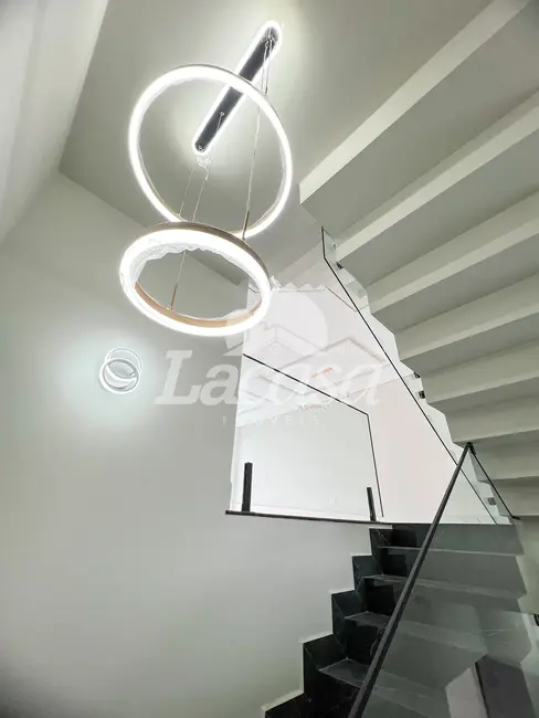 Foto 8 de Sobrado com 4 quartos à venda, 259m2 em Centro, Guarapuava - PR