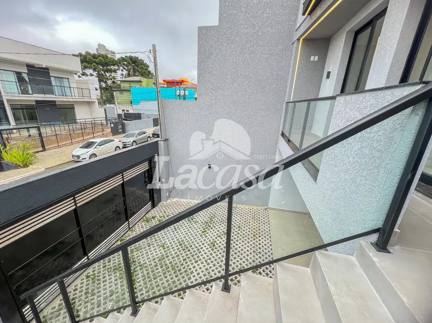 Foto 7 de Sobrado com 4 quartos à venda, 259m2 em Centro, Guarapuava - PR