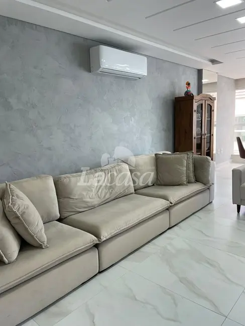 Foto 5 de Apartamento com 3 quartos à venda, 118m2 em Meia Praia, Itapema - SC