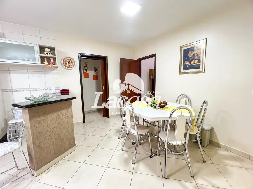 Foto 8 de Casa com 3 quartos à venda, 150m2 em Alto da XV, Guarapuava - PR