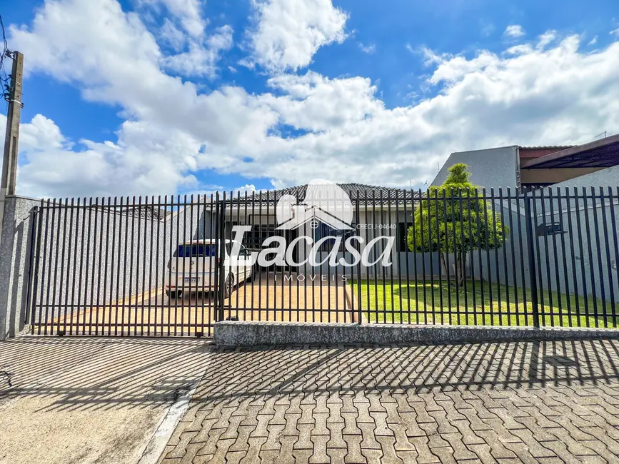 Foto 3 de Casa com 3 quartos à venda, 150m2 em Alto da XV, Guarapuava - PR