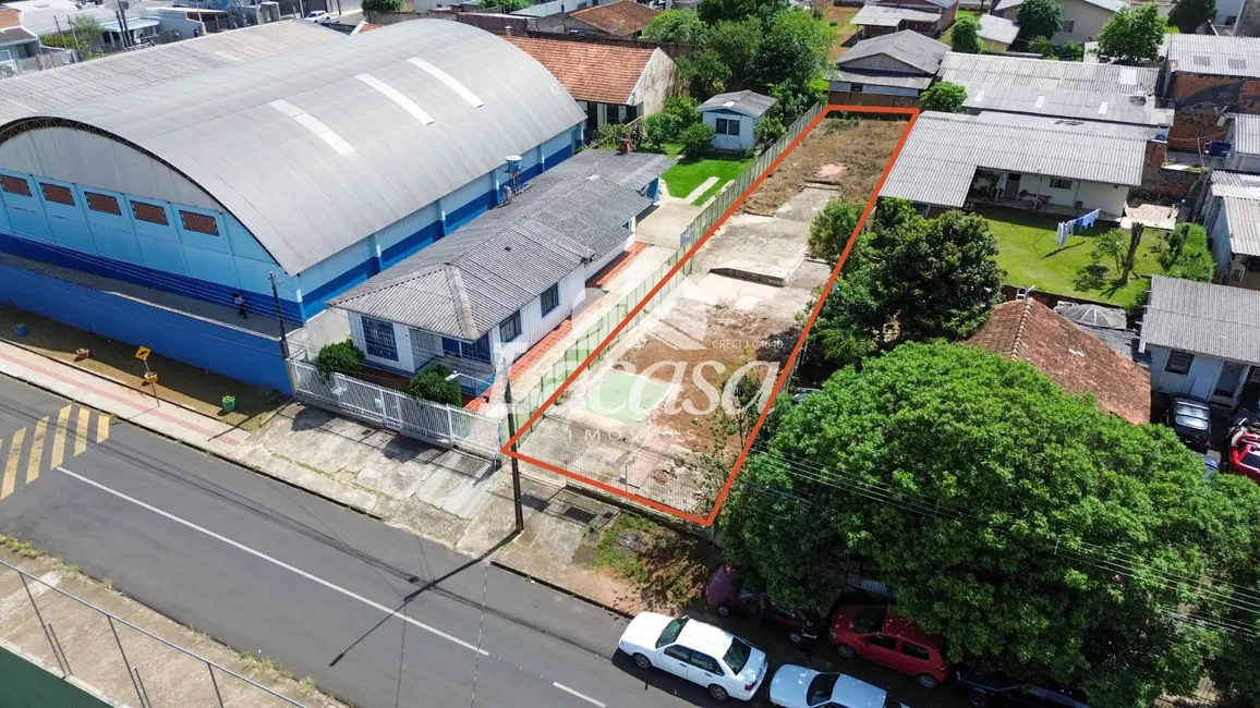 Foto 1 de Terreno / Lote à venda, 447m2 em Batel, Guarapuava - PR