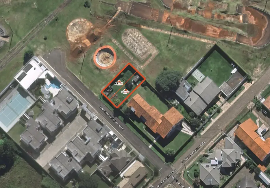 Foto 1 de Terreno / Lote à venda, 208m2 em Bonsucesso, Guarapuava - PR
