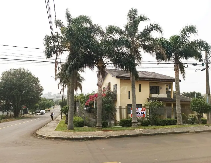 Foto 6 de Sobrado com 4 quartos à venda, 265m2 em Bonsucesso, Guarapuava - PR