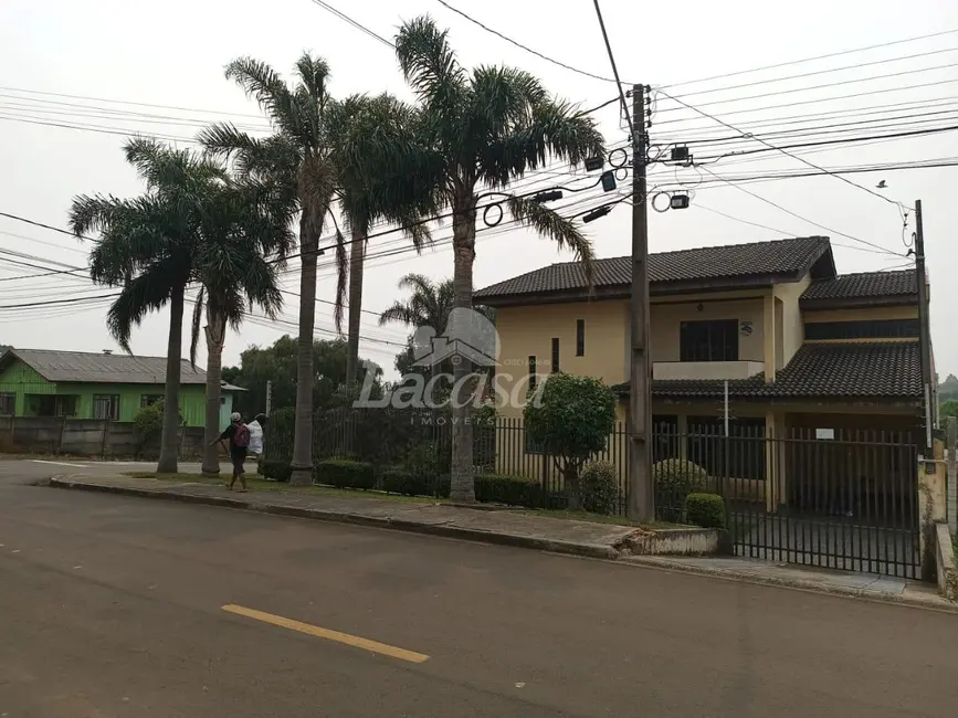 Foto 3 de Sobrado com 4 quartos à venda, 265m2 em Bonsucesso, Guarapuava - PR