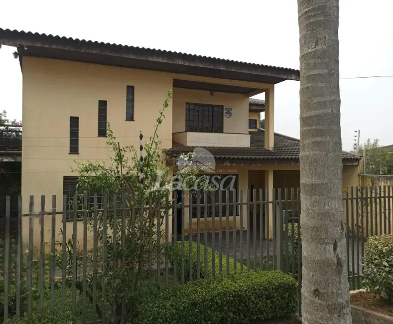 Foto 2 de Sobrado com 4 quartos à venda, 265m2 em Bonsucesso, Guarapuava - PR