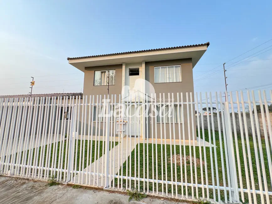 Foto 2 de Sobrado com 3 quartos à venda, 250m2 em Santa Cruz, Guarapuava - PR
