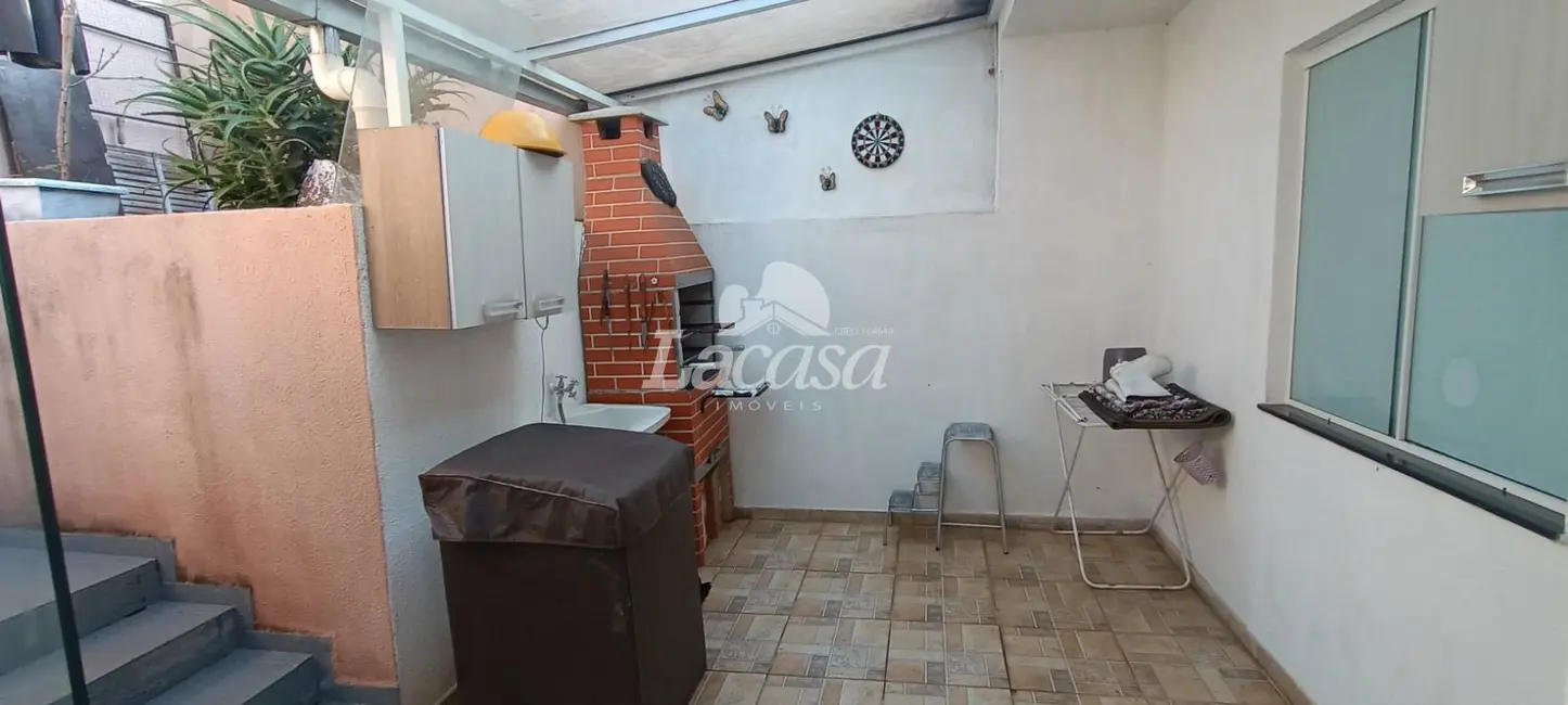 Foto 8 de Casa com 3 quartos à venda, 118m2 em Bonsucesso, Guarapuava - PR