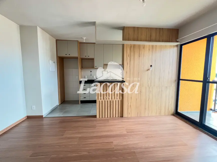 Foto 2 de Apartamento com 2 quartos para alugar, 48m2 em Batel, Guarapuava - PR