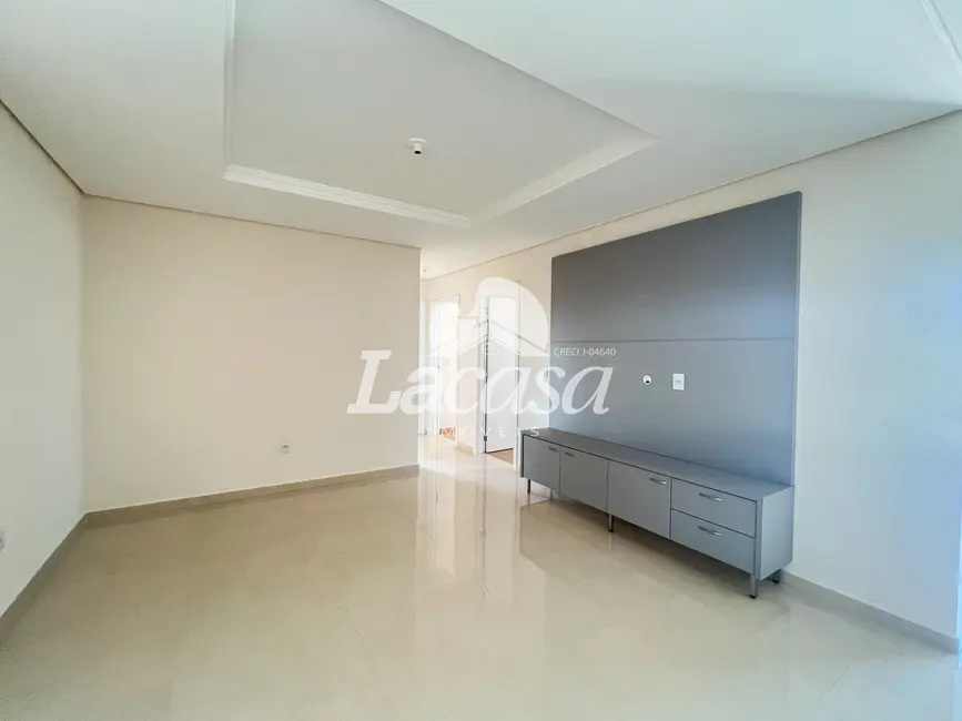 Foto 6 de Apartamento com 3 quartos à venda, 90m2 em Santa Cruz, Guarapuava - PR