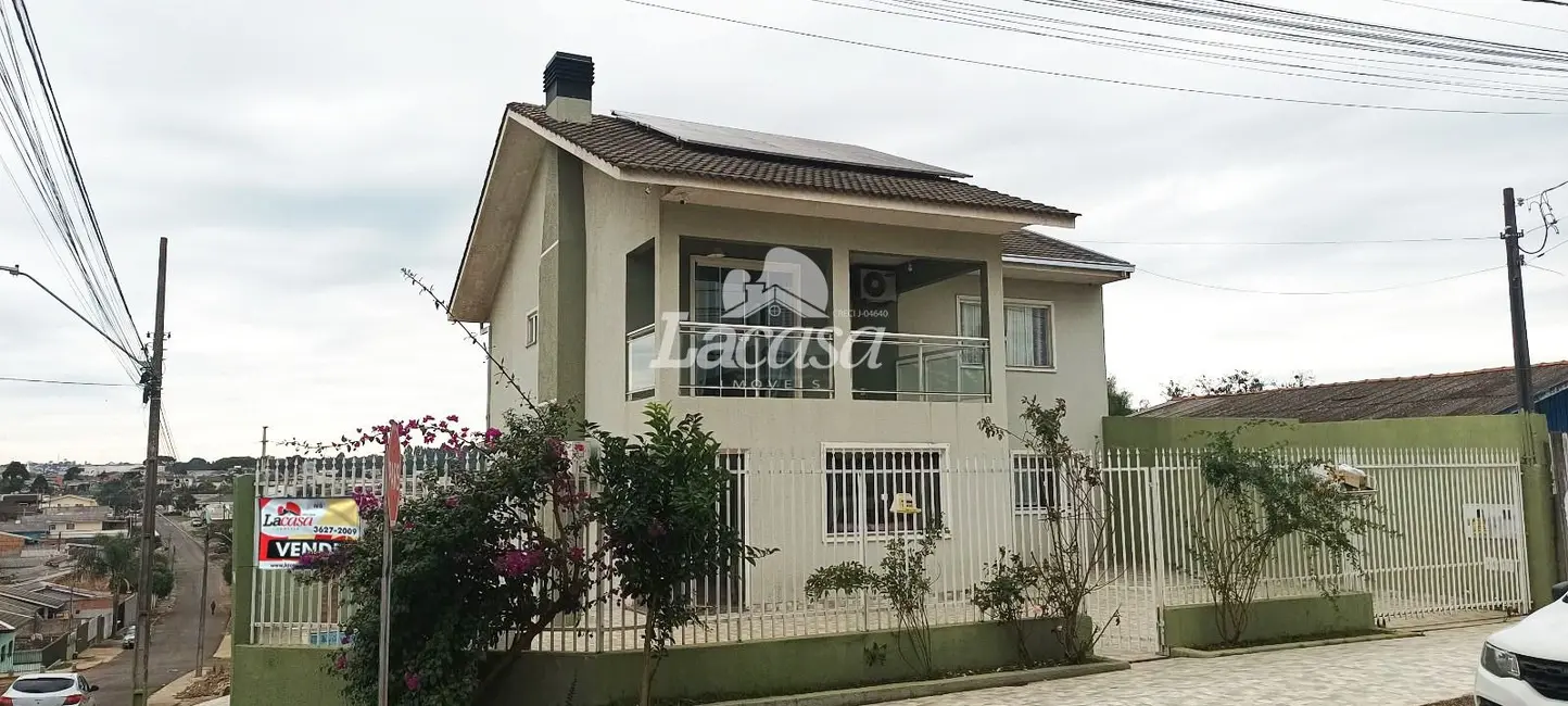 Foto 1 de Sobrado com 5 quartos à venda e para alugar, 323m2 em Conradinho, Guarapuava - PR