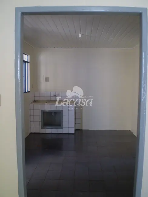 Foto 4 de Casa com 2 quartos à venda, 352m2 em Boqueirão, Guarapuava - PR