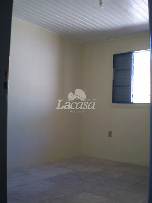 Foto 5 de Casa com 2 quartos à venda, 352m2 em Boqueirão, Guarapuava - PR