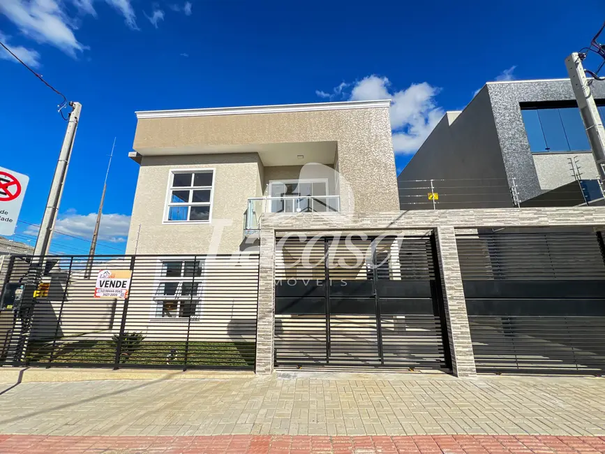 Foto 3 de Sobrado com 3 quartos à venda, 148m2 em Dos Estados, Guarapuava - PR