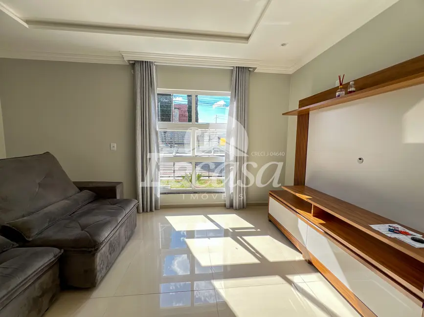 Foto 9 de Sobrado com 3 quartos à venda, 148m2 em Dos Estados, Guarapuava - PR