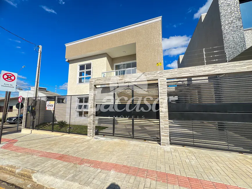 Foto 1 de Sobrado com 3 quartos à venda, 148m2 em Dos Estados, Guarapuava - PR
