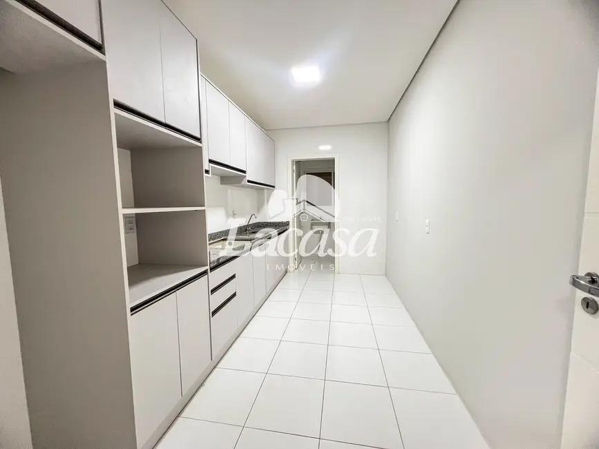 Foto 3 de Apartamento com 2 quartos para alugar, 106m2 em Centro, Guarapuava - PR