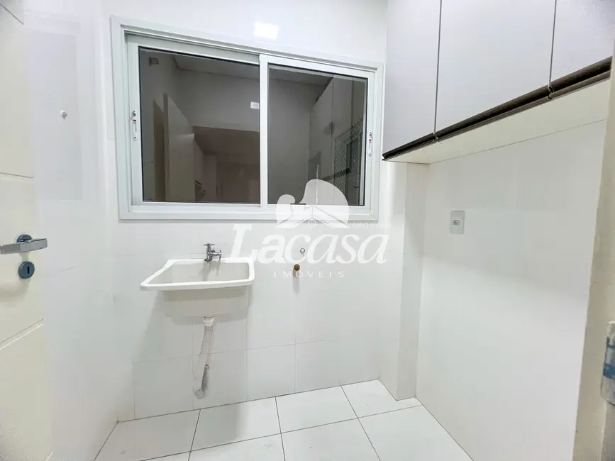 Foto 7 de Apartamento com 2 quartos para alugar, 106m2 em Centro, Guarapuava - PR