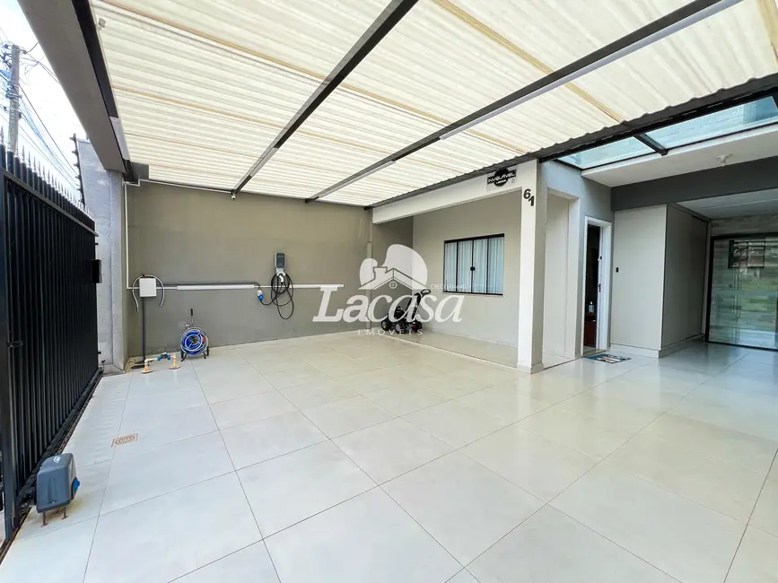 Foto 4 de Sobrado com 3 quartos à venda, 140m2 em Dos Estados, Guarapuava - PR