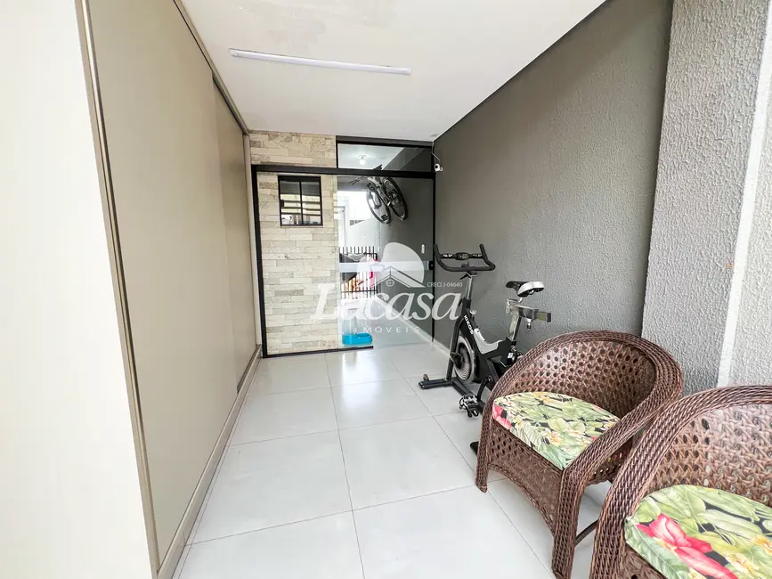 Foto 6 de Sobrado com 3 quartos à venda, 140m2 em Dos Estados, Guarapuava - PR