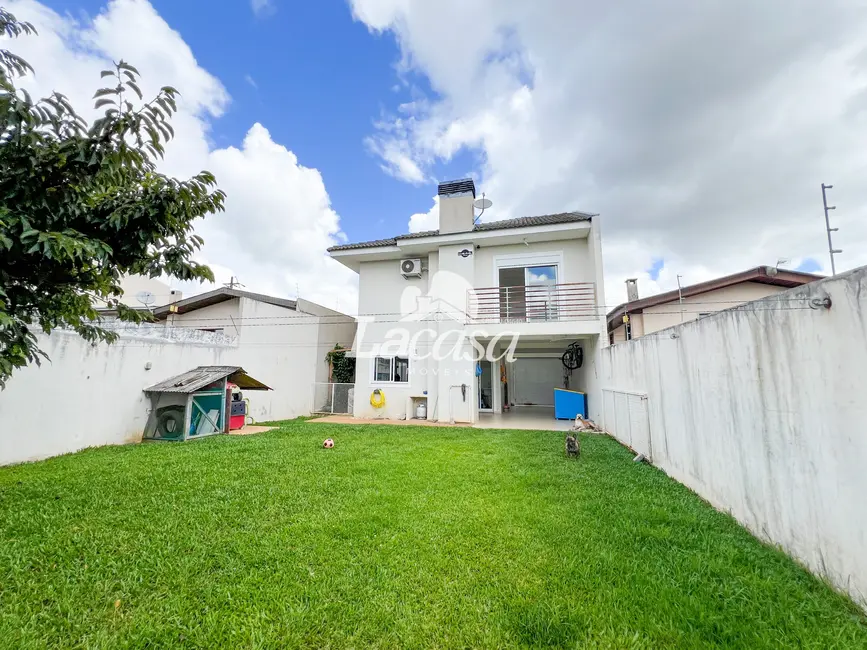 Foto 6 de Sobrado com 3 quartos à venda, 166m2 em Santana, Guarapuava - PR