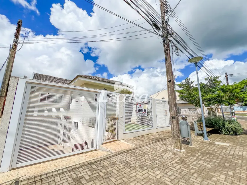 Foto 3 de Sobrado com 3 quartos à venda, 166m2 em Santana, Guarapuava - PR