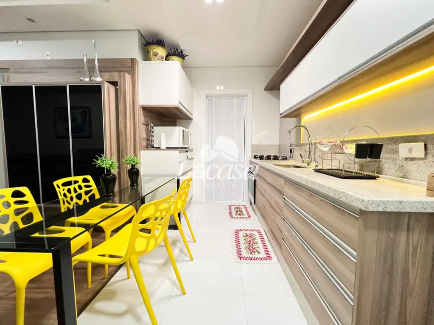 Foto 4 de Apartamento com 2 quartos à venda, 72m2 em Centro, Guarapuava - PR